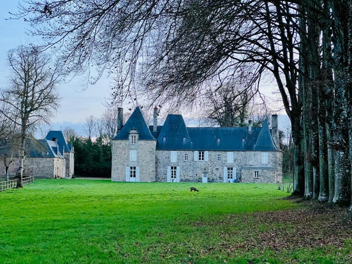 Chambres D'Hotes Chateau De La Croix Chemin Saint-Leger-des-Pres Exterior photo